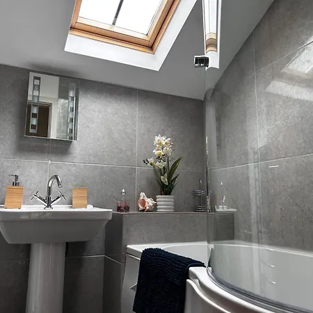 Tanyard - Whixley, York, North Yorkshire